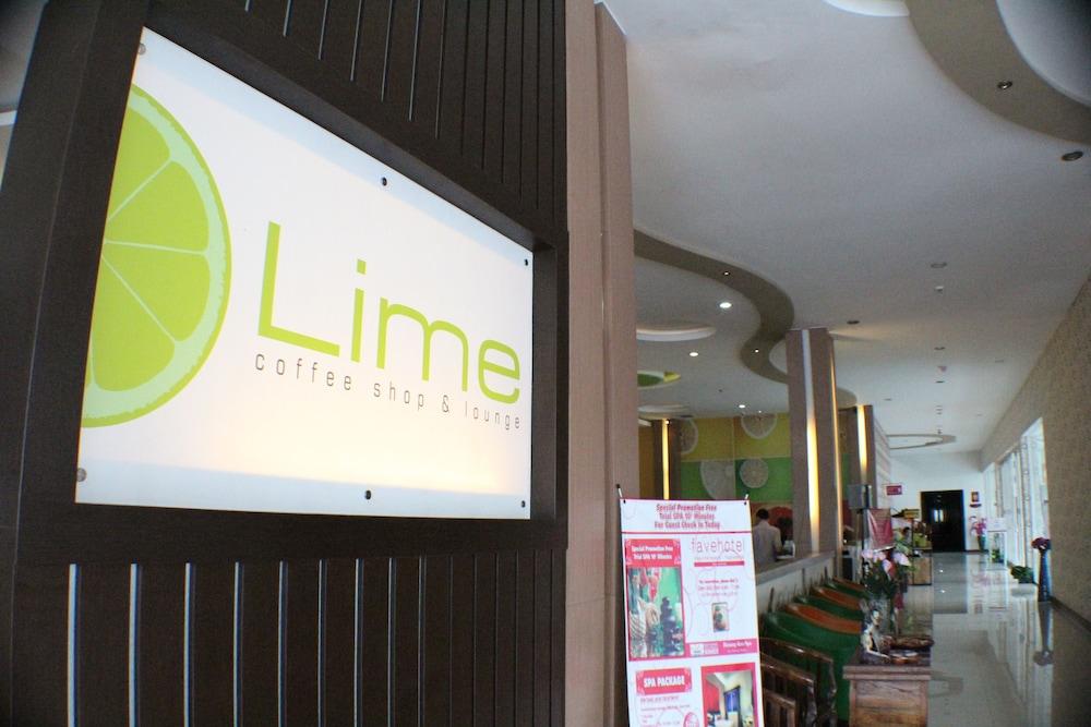 Favehotel Kusumanegara Yogyakarta Exterior photo